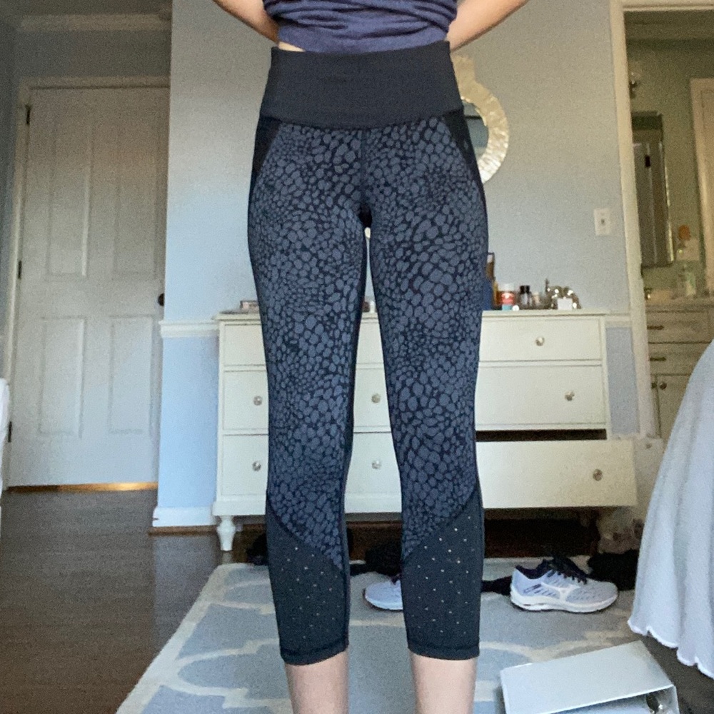 Athleta Patterned Capri Leggings - image 1